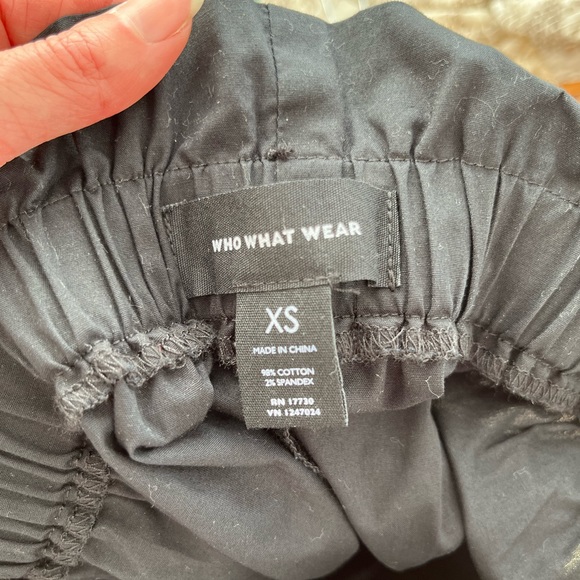 NWOT Black High Rise Ruffle Pencil Skirt - Picture 4 of 4